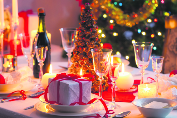 Navidad: Ideas prácticas para decorar tu mesa en Nochebuena – Blog Inmuebles